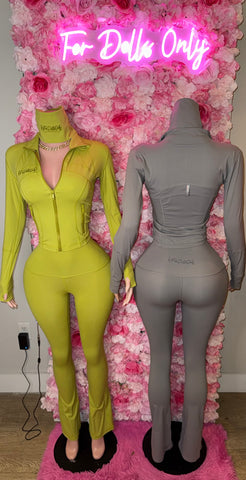 DOLLUXE FITS WITH **FREE HEADBANDS**