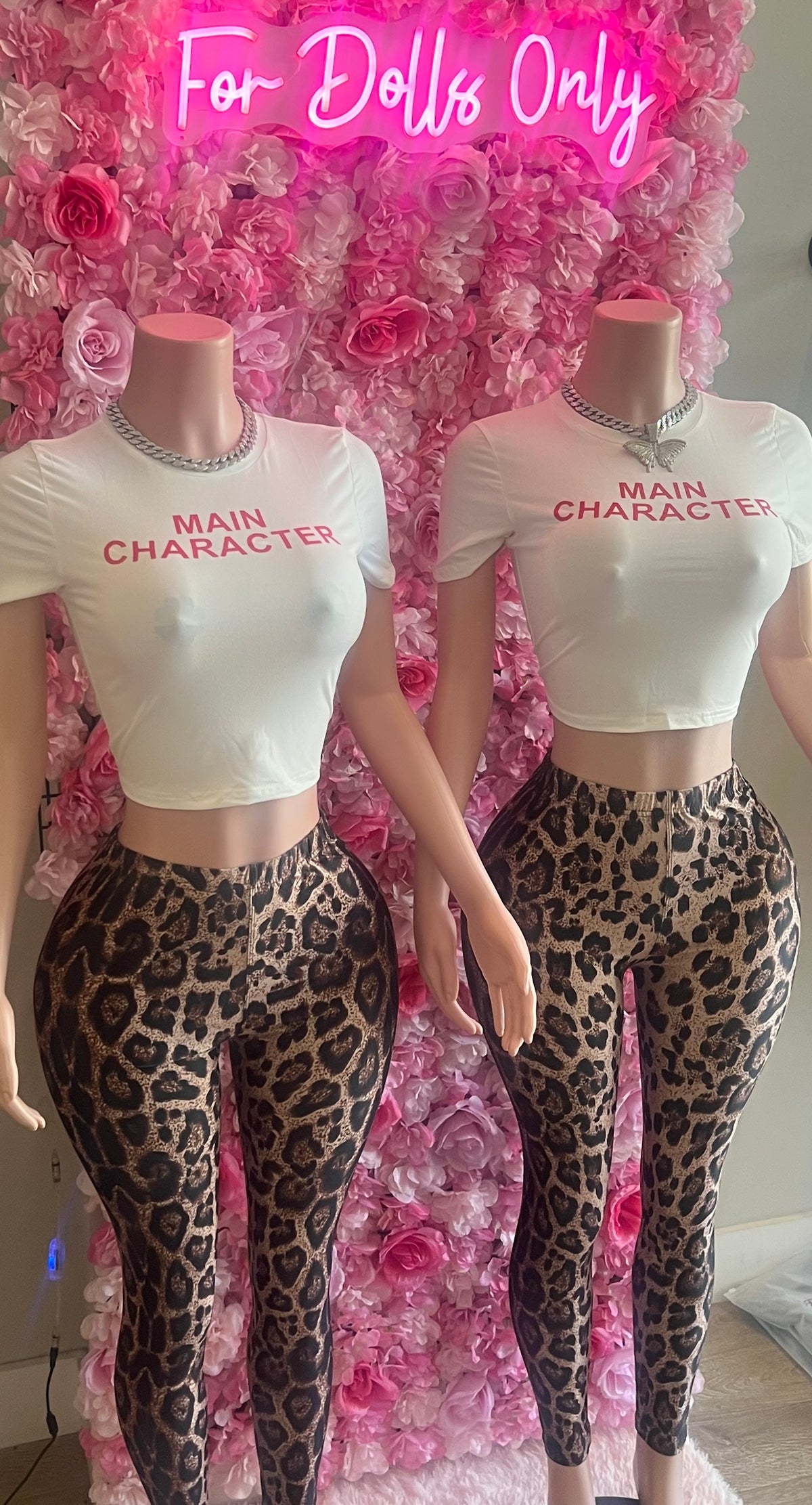 Main Character Cropped Tee SMALL-XL