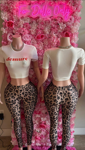 Demure Cropped Tee
